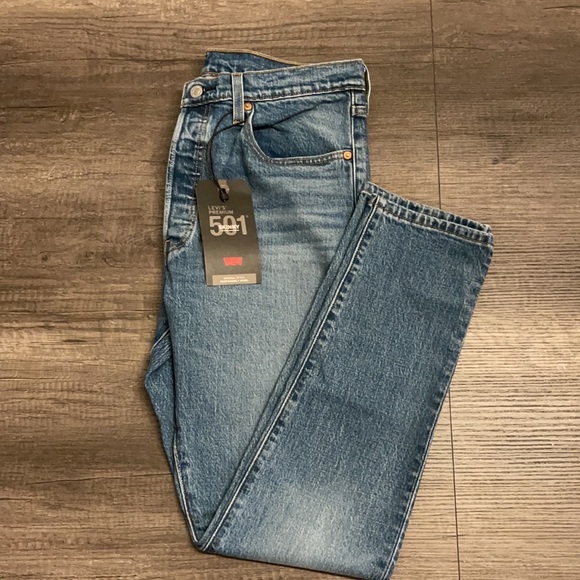 LEVI’S Premium 501® STRETCH SKINNY WOMEN'S JEANS - Picture 7 of 9